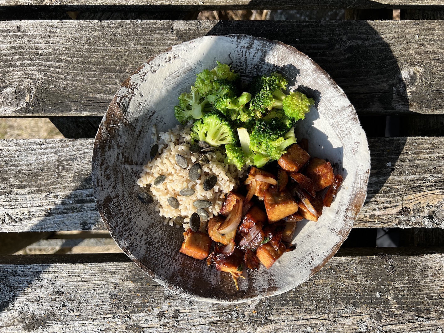 Protein bowl with tempeh